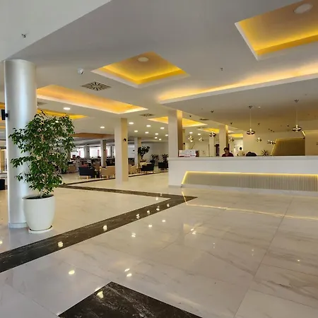 Village Tuerkiye Ξενοδοχείο 4*