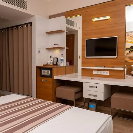 Hotell Village Tuerkiye 4*