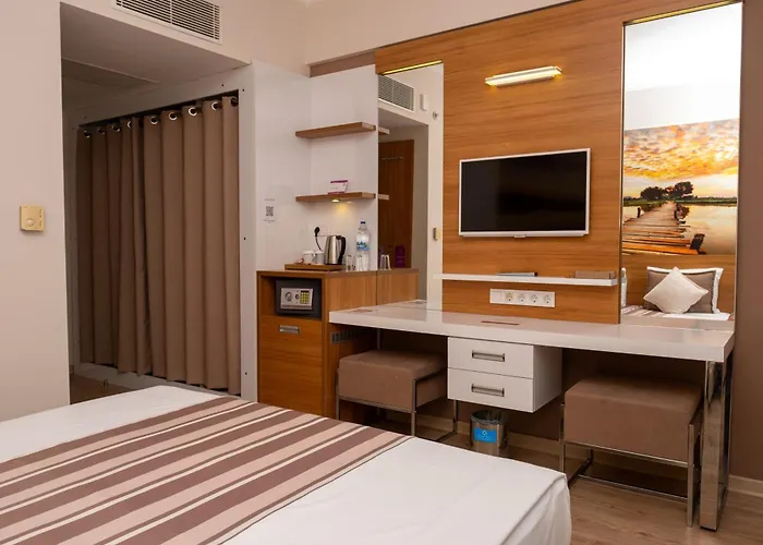 Hotell Village Tuerkiye 4*